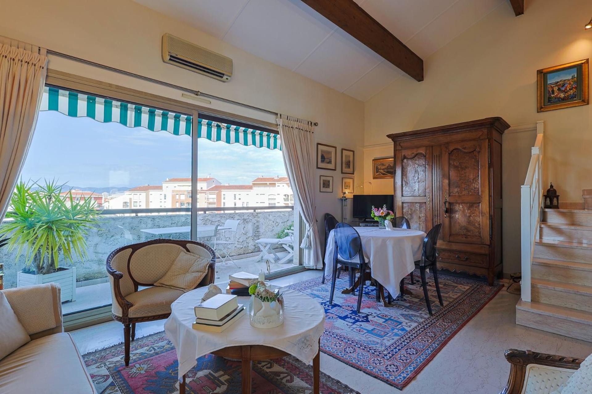 Appartement Globetrotter Saint-Raphaël Buitenkant foto